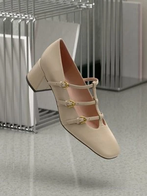 Czółenka Coccinelle