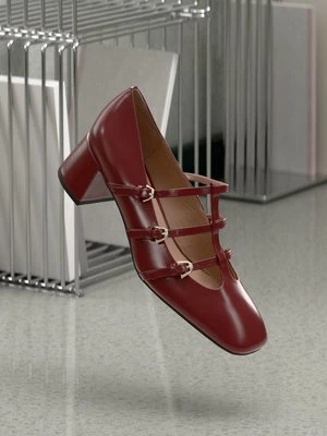 Czółenka Coccinelle