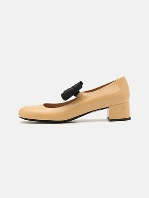 Czółenka Jeffrey Campbell