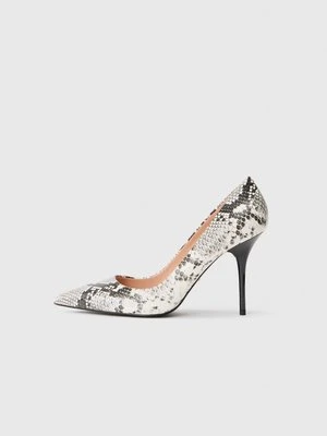 Czółenka Love Moschino