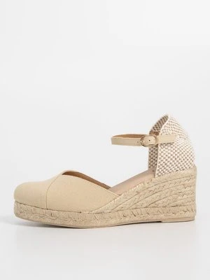 Czółenka na koturnie Geox