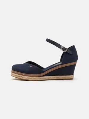 Czółenka na koturnie Tommy Hilfiger
