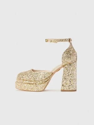 Czółenka na platformie Buffalo