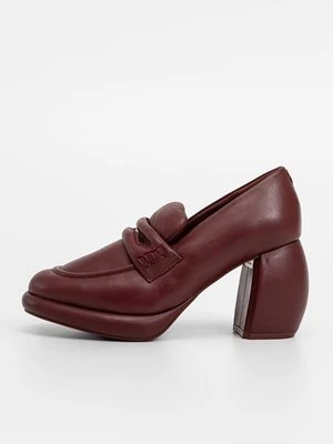Czółenka na platformie Clarks
