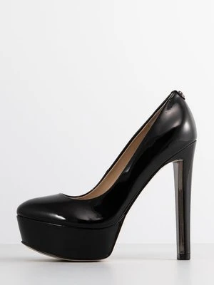 Czółenka na platformie Guess