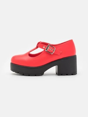 Czółenka na platformie Koi Footwear