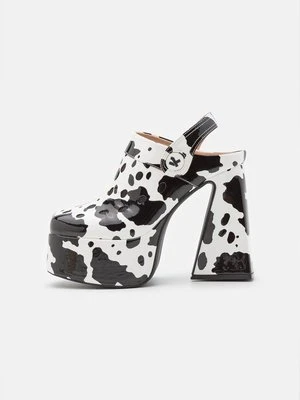 Czółenka na platformie Koi Footwear