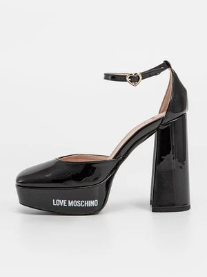 Czółenka na platformie Love Moschino