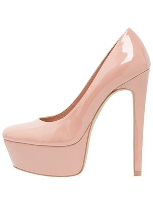 Czółenka na platformie Steve Madden