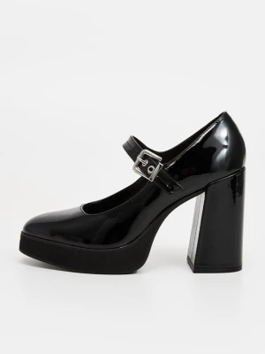 Czółenka na platformie Steve Madden czarny