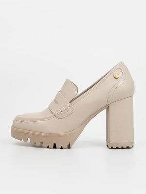 Czółenka na platformie XTI