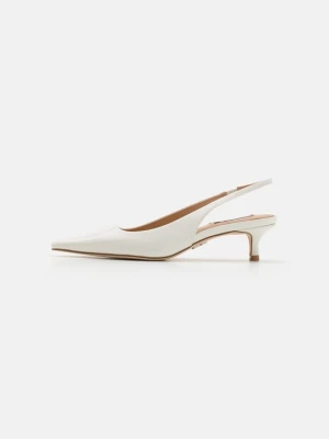 Czółenka Steve Madden biały