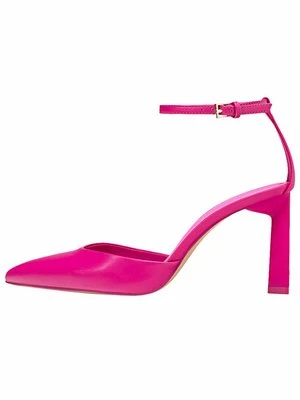 Czółenka Stradivarius