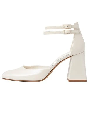 Czółenka Stradivarius