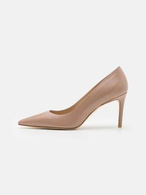 Czółenka Stuart Weitzman