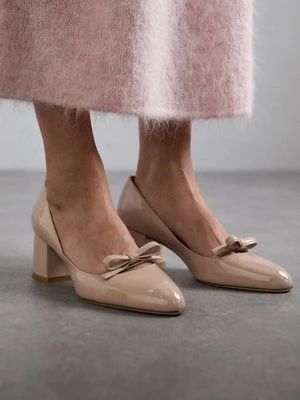 Czółenka Stuart Weitzman