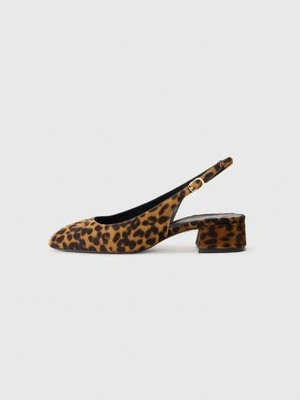 Czółenka Stuart Weitzman