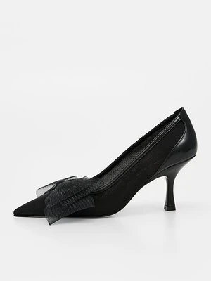 Czółenka Stuart Weitzman