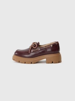 Czółenka sznurowane Stuart Weitzman czerwony