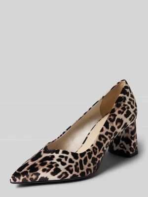 Czółenka z detalem z logo tamaris