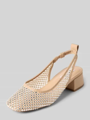 Czółenka z obszyciem kamieniami stras na całej powierzchni model ‘SMITTEN’ Steve Madden