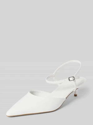 Czółenka z prawdziwej skóry model 'Adelaide' Steve Madden