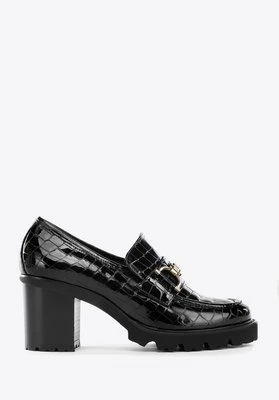 Czółenka ze skóry lakierowanej croco z klamerką czarne Wittchen