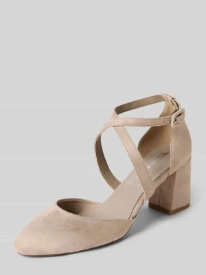 Czółenka ze skrzyżowanymi paskami tamaris