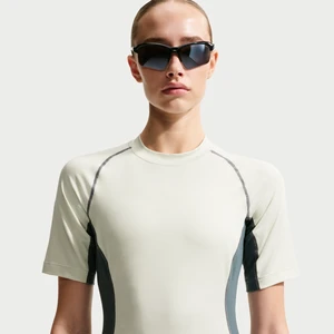 Damska bielizna termoaktywna z krótkim rękawem Dri-FIT Nike ACG „Wildsee” - Zieleń