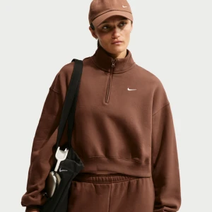 Damska bluza o skróconym kroju oversize z zamkiem 1 / 4 Nike Studio Fleece Medium Weight - Brązowy
