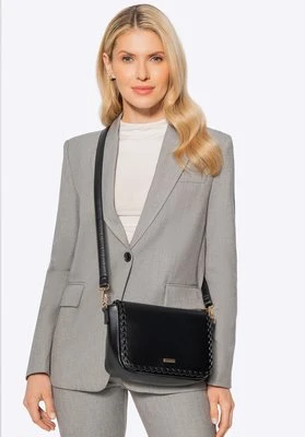 Damska crossbody z obszytą klapą czarna Wittchen