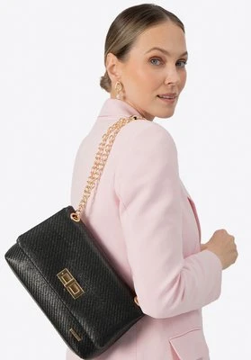 Damska crossbody z plecionki na łańcuszku czarna Wittchen