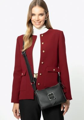 Damska crossbody ze skóry z klamrą czarna Wittchen