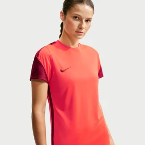 Damska koszulka piłkarska z krótkim rękawem Nike Dri-FIT Strike - Czerwony