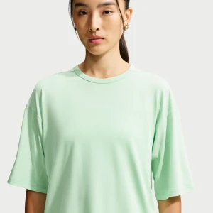 Damska koszulka z krótkim rękawem Dri-FIT Nike 24.7 ImpossiblySoft Light - Zieleń
