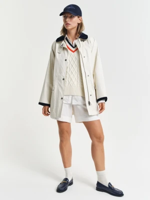 Damska kremowa kurtka żeglarska z kontrastowym kołnierzem GANT