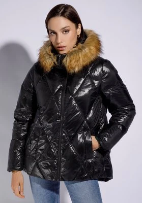 Damska kurtka puchowa pikowana trapezowa czarna Wittchen