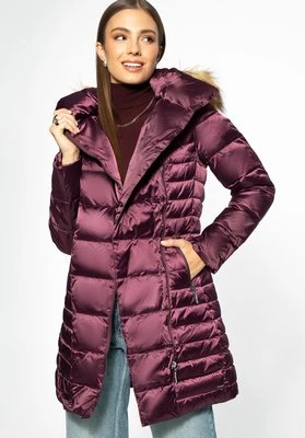 Damska kurtka puchowa z asymetrycznym zapięciem fioletowa Wittchen