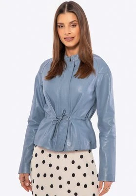 Damska kurtka skórzana z paskiem w talii niebieska Wittchen