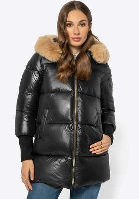 Damska kurtka z futrzanym kapturem czarna Wittchen