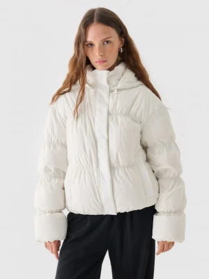 Damska kurtka zimowa z puchem naturalnym OTHWAW24TDJAF655 Outhorn - biała