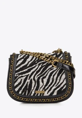 Damska listonoszka w zwierzęcy wzór z klapą obszytą łańcuszkiem czarna Wittchen