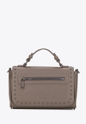 Damska listonoszka z imitacji skóry z ozdobioną klapą ciemny beż Wittchen