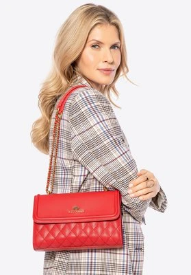 Damska listonoszka ze skóry naturalnej w pikowanie czerwona Wittchen