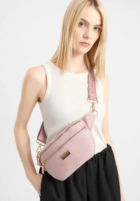 Damska nerka nylonowa z regulowanym paskiem różowa Wittchen