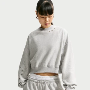 Damska oversizowa bluza dresowa o skróconym kroju z półokrągłym dekoltem Nike Studio Fleece Medium Weight - Szary