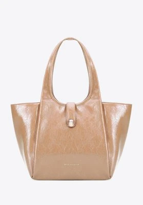 Damska shopperka z imitacji skóry z ozdobnym paskiem beżowa Wittchen