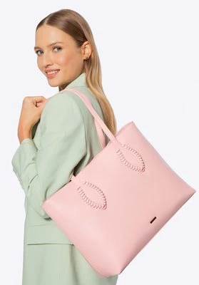 Damska shopperka ze skóry ekologicznej z plecionymi akcentami różowa Wittchen