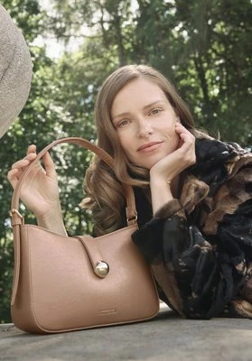 Damska torebka na ramię z imitacji skóry beżowa Wittchen