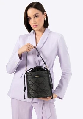 Damska torebka worek z plecioną teksturą czarna Wittchen